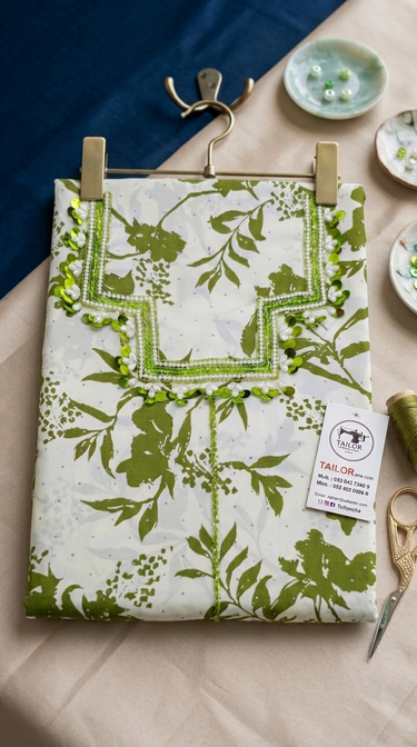 Verdant Botanical Beaded Mukhawar